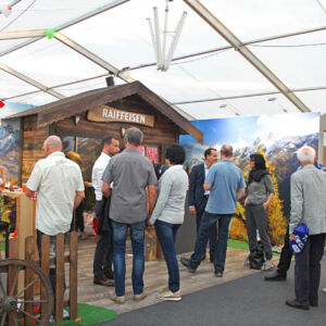 Viele interessierte Gäste an der Gewerbeausstellung Stärne füfi in Beromünster