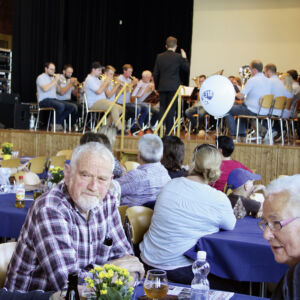 Musikalische Unterhaltung an der Gewerbeausstellung Stärne füfi in Beromünster