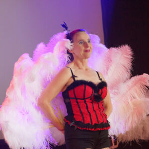 Tanzvorstellung an der Gewerbeausstellung Stärne füfi in Beromünster