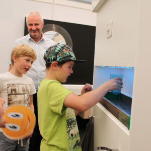 Gewerbeausstellung Beromünster, Sonntag, KW42, Schweiz, Pionierarbeit, Natur, Glaube, Anzeiger Michelsamt, Beromünster, Sursee, Zeitung, Lokalzeitung, Regionalzeitung, Fläcke, Stiftstheater, Landessender, 531, Vereine, Clubs, Turnverein, Guuggenmusig, Michelsamt, 5 Sterne Region, Musikgesellschaft, Harmonie, Redaktion, Feldmusik, Rickenbach, Neudorf, Gunzwil, Schwarzenbach, Hildisrieden, Pfeffikon, Rain, Römerswil, Herlisberg, Eich, Bäch, Chommle, Druckerei, Verlag, Wallimann, Landzeitungen, Luzerner Landzeitungen, Sport, Politik, News, Lokalpolitik, Pilates, Bewegung, STV Beromünster, Nachtwächter, Stift, Chorherrenstift, Dolderhaus, Flecken, Münster, Samariterverein, Pfarrkirche, Blosenberg, Gormund, Kapelle Gormund, Mooskapelle, St. Stephan, Gewerbe Möischter, Gewerbe Beromünster, Möischter