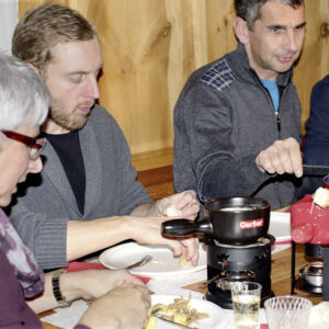 Firmenanlass, Wallimann Druck und Verlag AG, Fondueplausch,, KW04, Zeitung, Lokalzeitung, Regionalzeitung, Fläcke, Stiftstheater, Landessender, 531, Vereine, Clubs, Turnverein, Guuggenmusig, Michelsamt, 5 Sterne Region, Musikgesellschaft, Harmonie, Redaktion, Feldmusik, Rickenbach, Neudorf, Gunzwil, Schwarzenbach, Hildisrieden, Pfeffikon, Rain, Römerswil, Herlisberg, Eich, Bäch, Chommle, Druckerei, Verlag, Wallimann, Landzeitungen, Luzerner Landzeitungen, Sport, Politik, News, Lokalpolitik, Pilates, Bewegung, STV Beromünster, Nachtwächter, Stift, Chorherrenstift, Dolderhaus, Flecken, Münster, Samariterverein, Pfarrkirche, Blosenberg, Gormund, Kapelle Gormund, Mooskapelle, St. Stephan, Gewerbe Möischter, Gewerbe Beromünster, Möischter