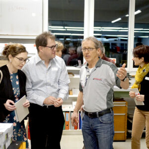 Pius Wicki ist Leiter der Weiterverarbeitung von der Wallimann Druck und Verlag AG.