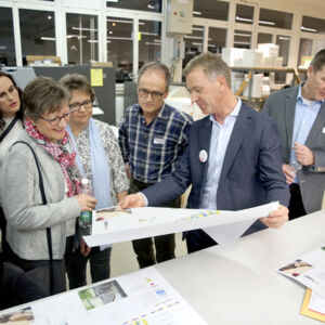 René Troxler von der Wallimann Druck und Verlag AG erklärt den Offsetdruck.