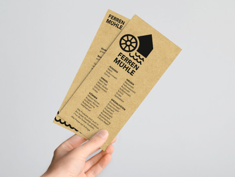 Der Flyer mit dem Mehlangebot wurde auf exklusives Kraftpapier gedruckt, gestaltet und gedruckt von Wallimann Druck.