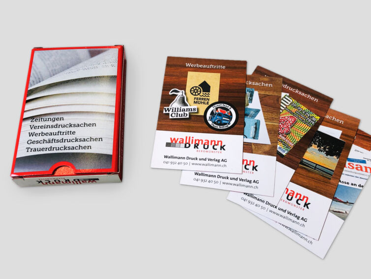 Jasskartenverpackung produziert bei Wallimann Druck und Verlag AG.